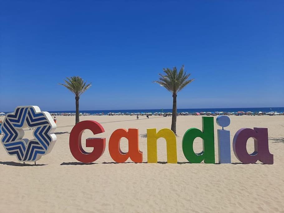 Apartamento En El Grao De Gandia Luaran gambar